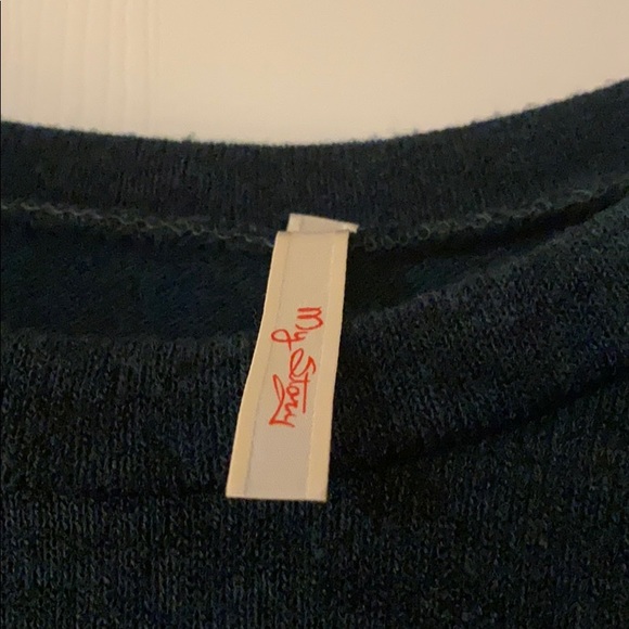 Forest green top with tie - Picture 2 of 4